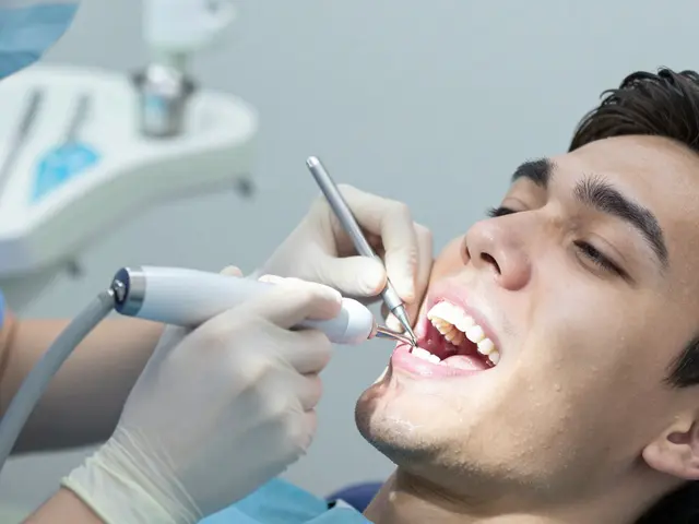 Jak vyleštit zuby: pravé postupy a co skutečně funguje