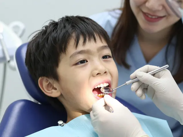 Jak zubní kámen u dětí ovlivňuje jejich zdraví